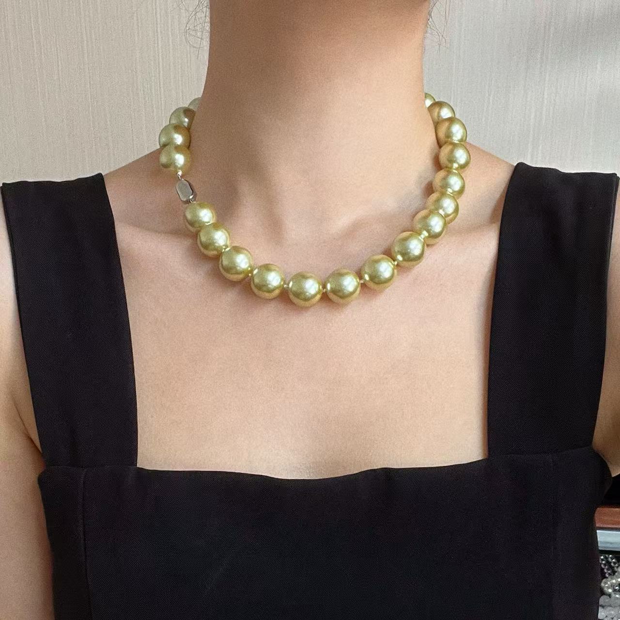 16mm High - Quality Large Round Yellow - Green Faux Crystal Pearl Choker Necklace | Spring Fashion